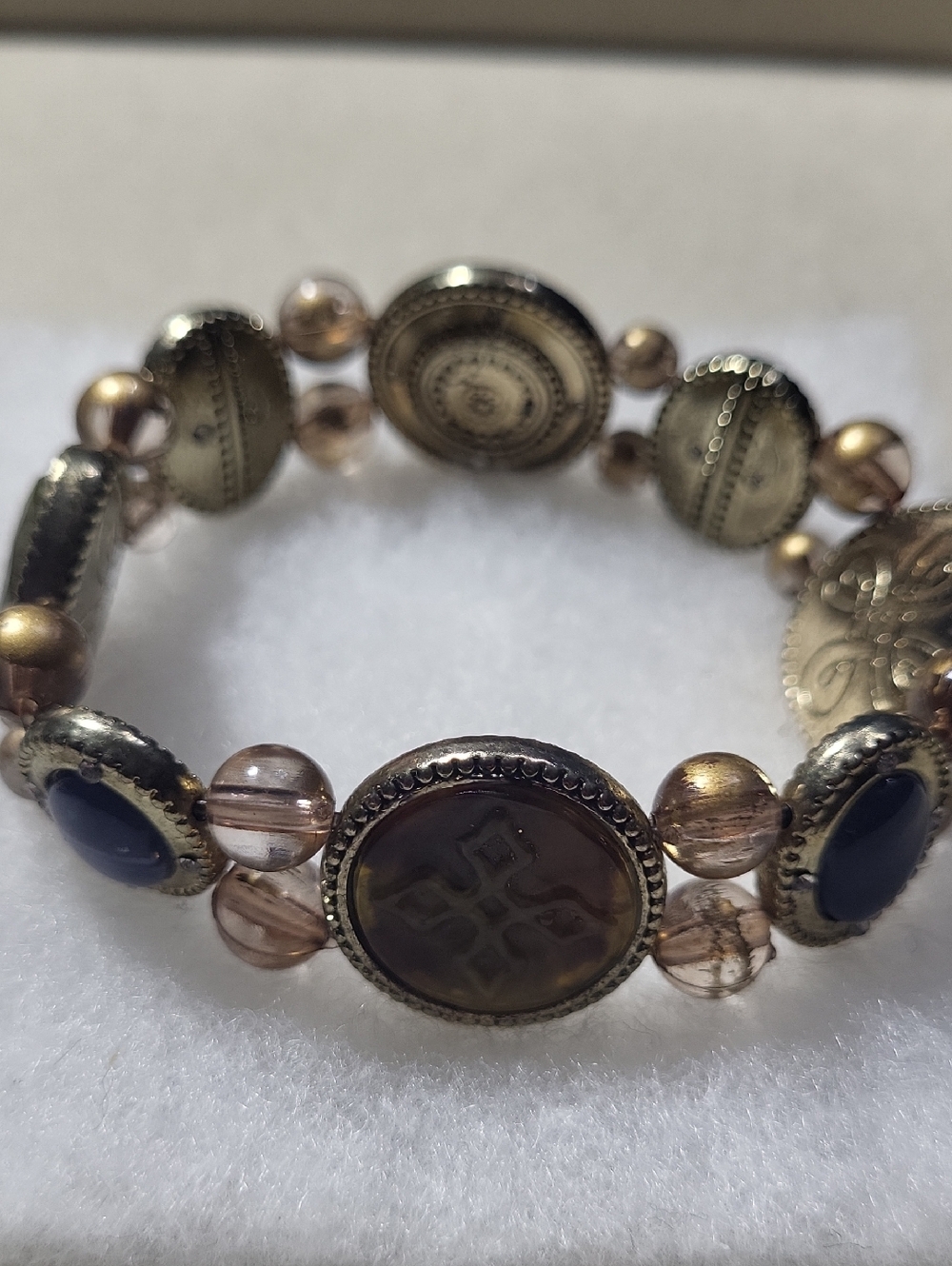 Vintage-Inspired Round Medallion Beaded Bracelet - Gold and Brown Tone